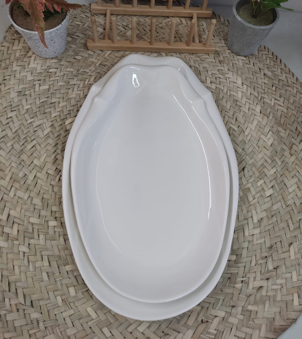 Luxury High-Quality Porcelain Oval Serving Plate - Diqqawi Plates