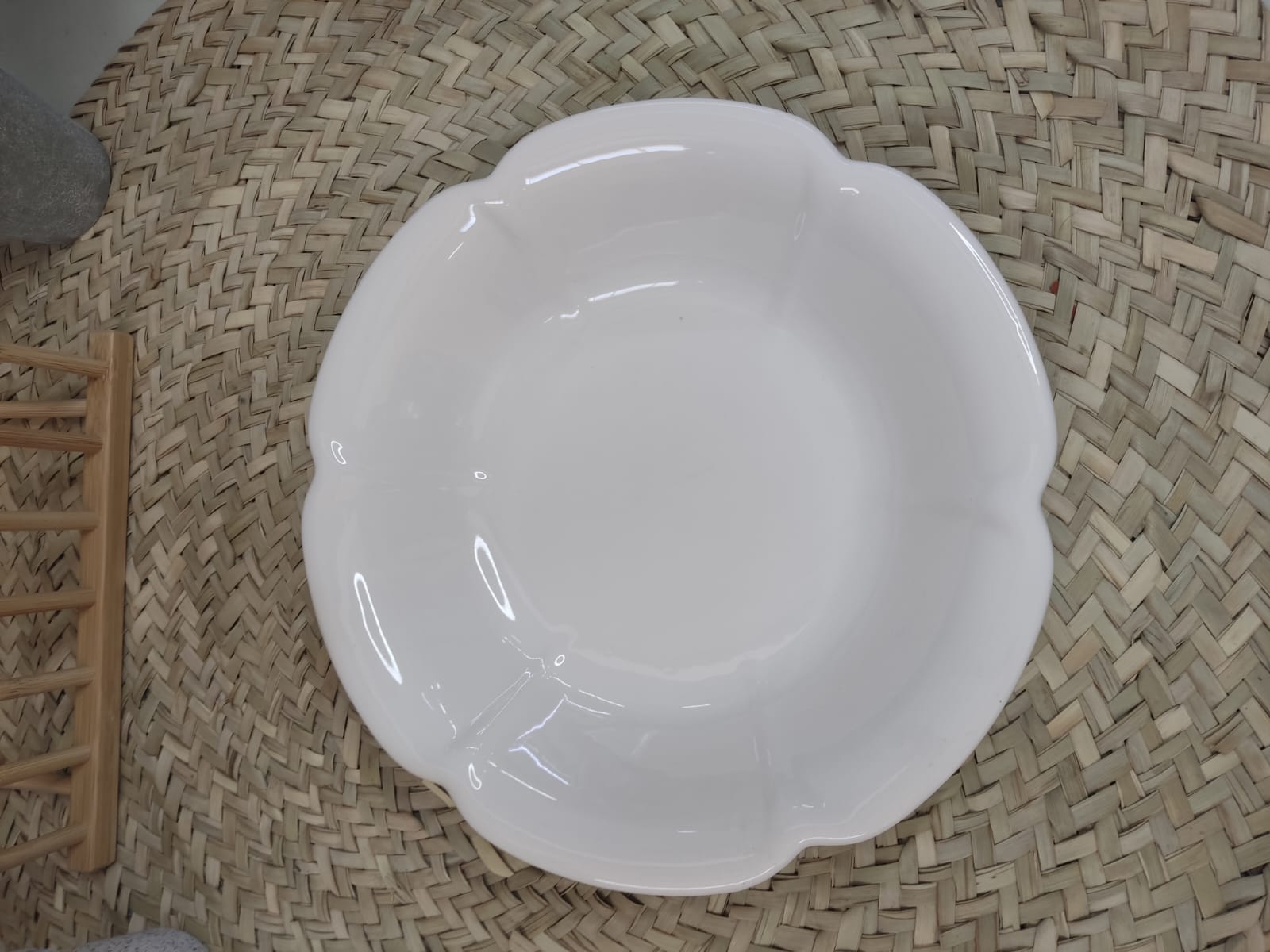 Spacious Ceramic Serving Dish Bowl styl1 - Diqqawi Plates