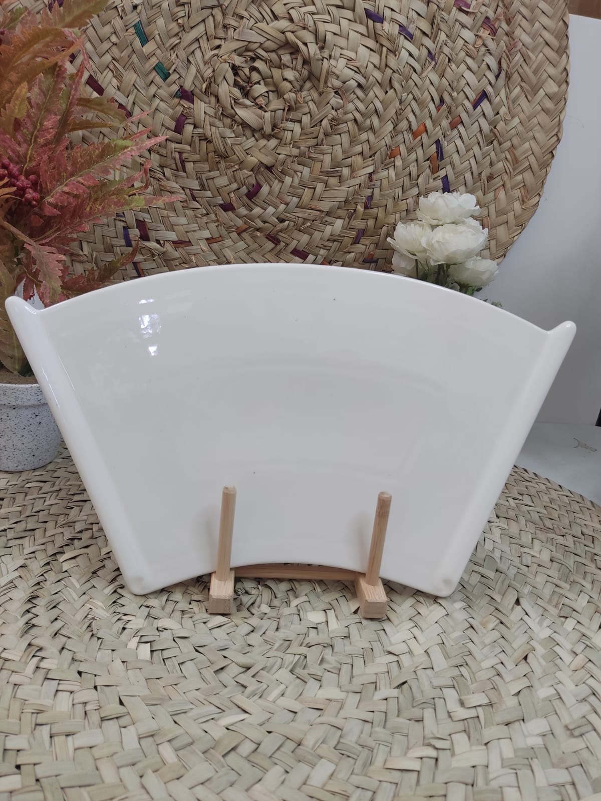 Large Curvey Porcelain Serving Tray - Diqqawi Plates