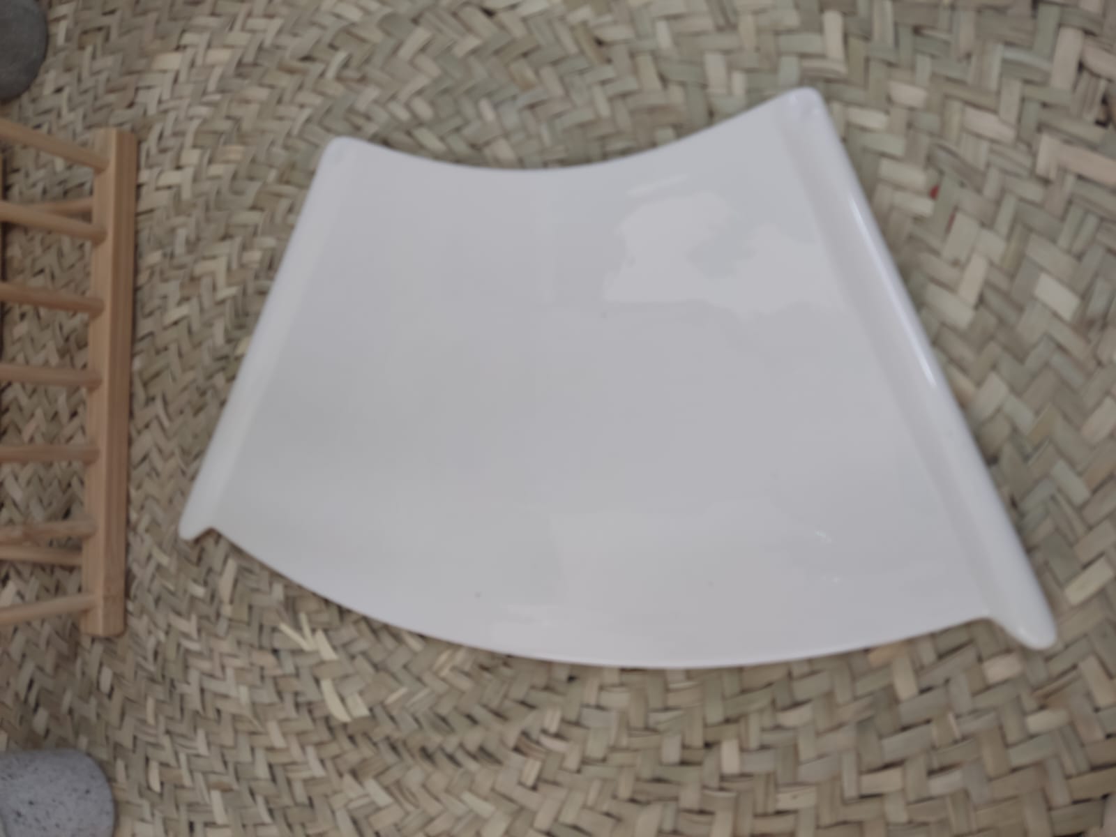 Large Curvey Porcelain Serving Tray - Diqqawi Plates