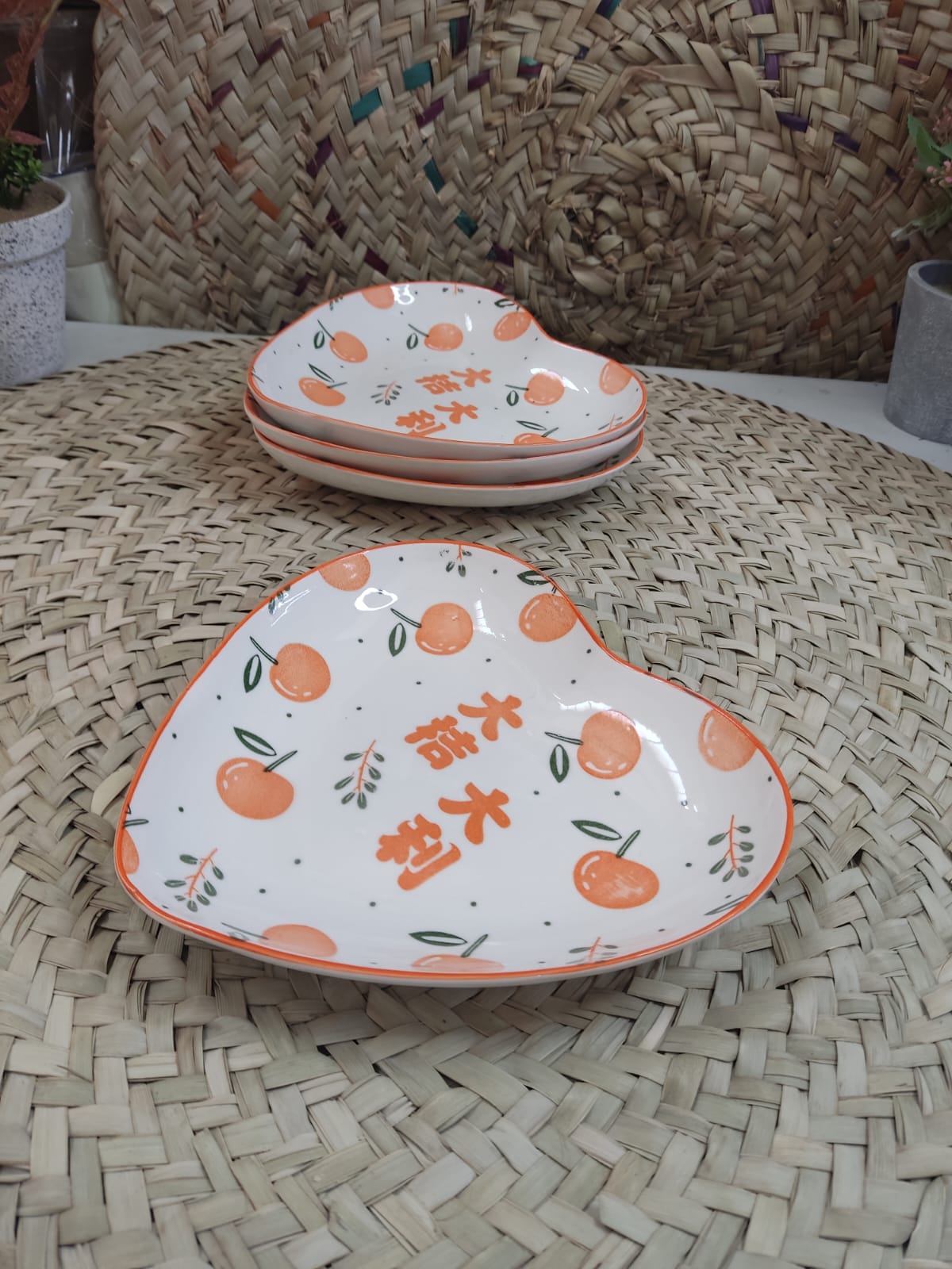 Medium Love serving Plate (styl4) - Diqqawi Plates
