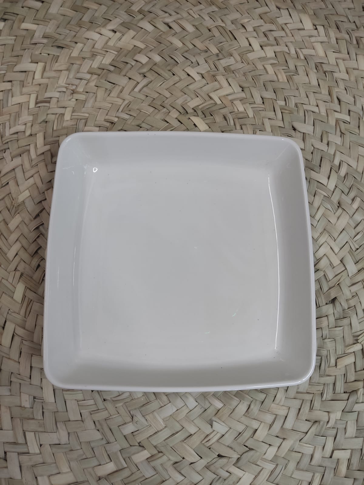 Catering square ceramic dinner plate20cm - Diqqawi Plates