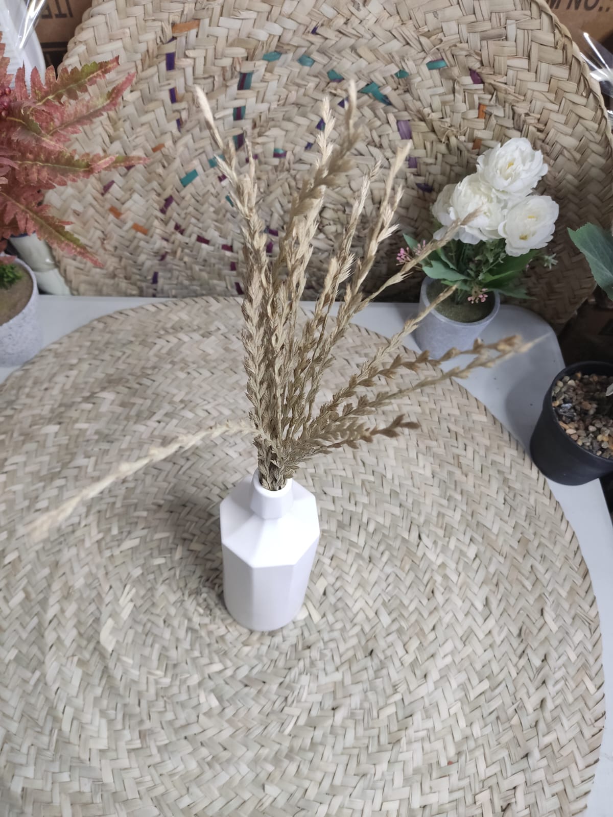 Luxury Porcelain Flower Vase styl15 - Diqqawi Plates