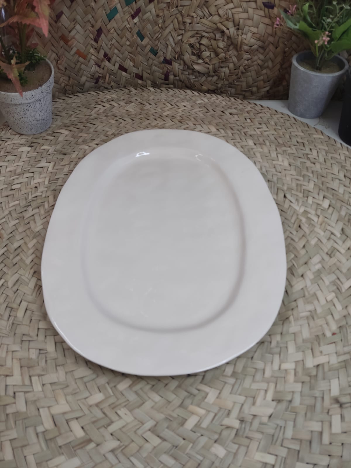 Large Porcelain Serving Plate 41cm - Diqqawi Plates