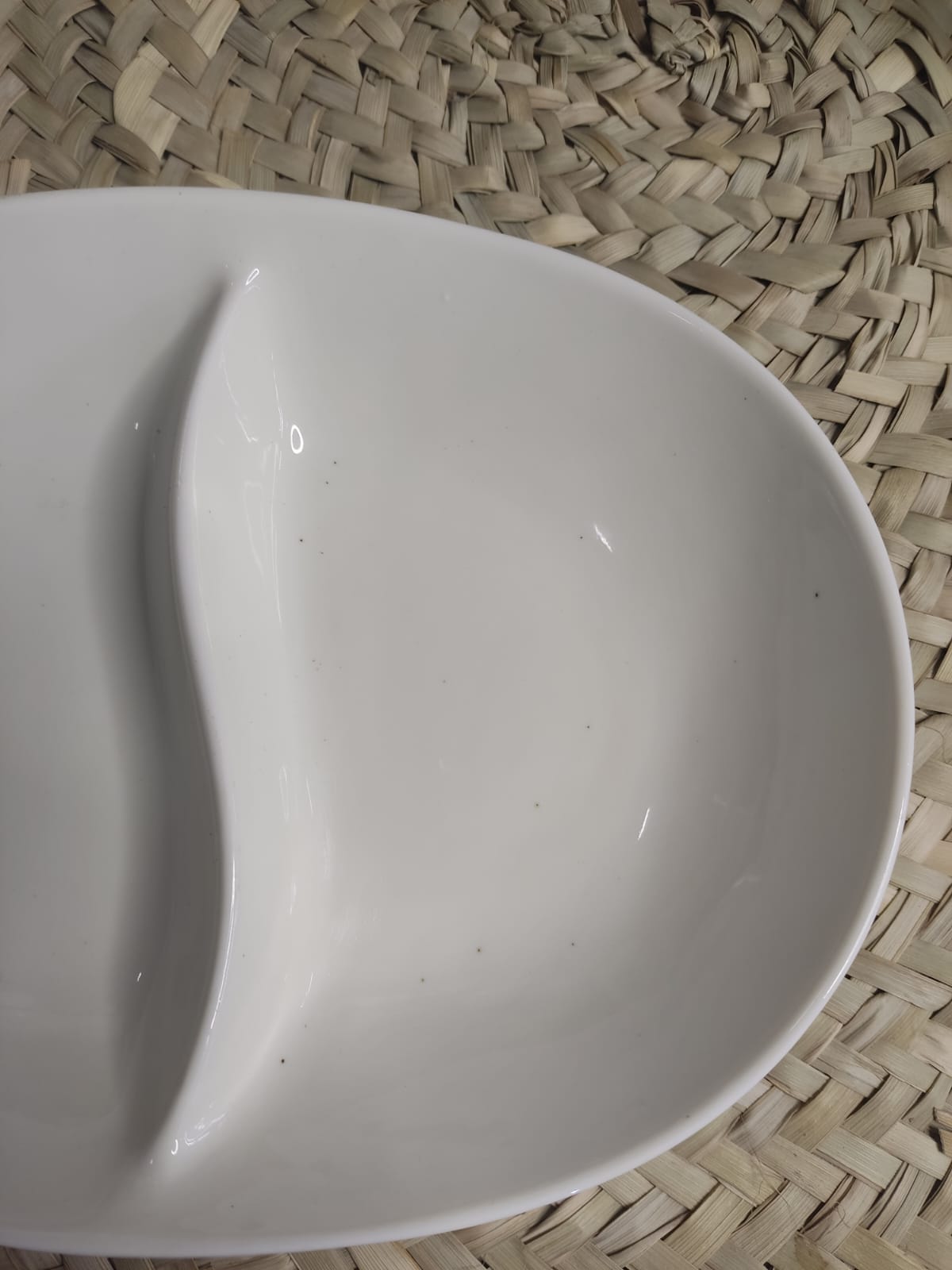 Divider Plate (2 compartments) - Diqqawi Plates