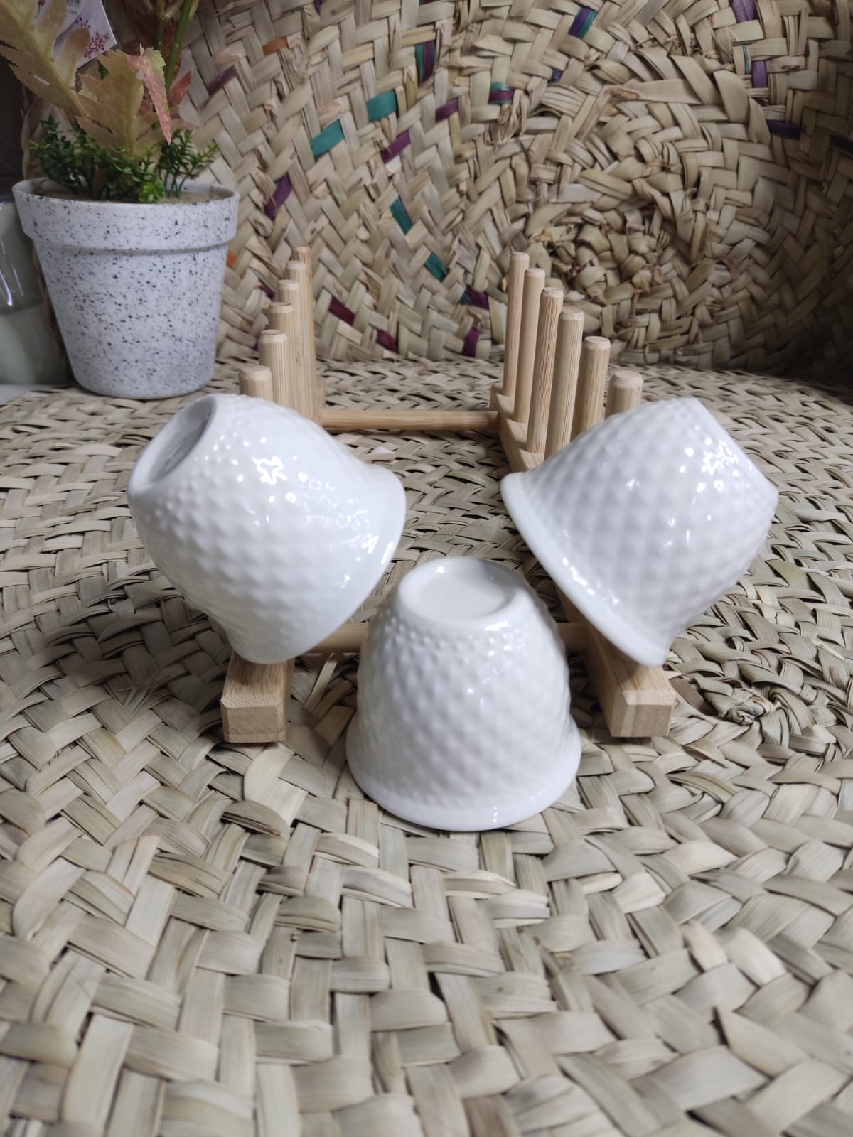 White Porcelain Coffee Cup – dot Pattern - Diqqawi Plates