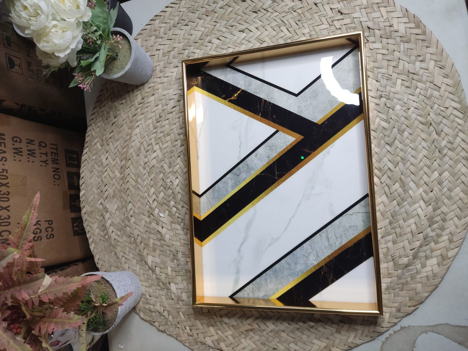 Stylish Plastic Tray with Wooden base styl2 - Diqqawi Plates