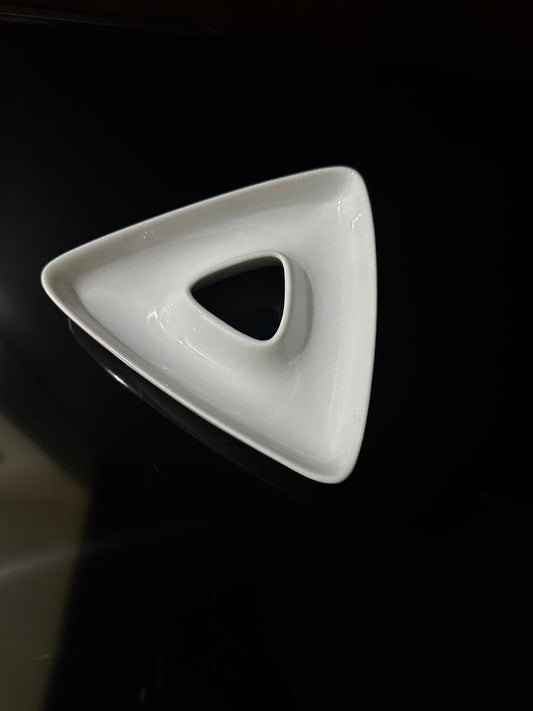 1pcs Multi-purpose triangular nut plate - Diqqawi Plates