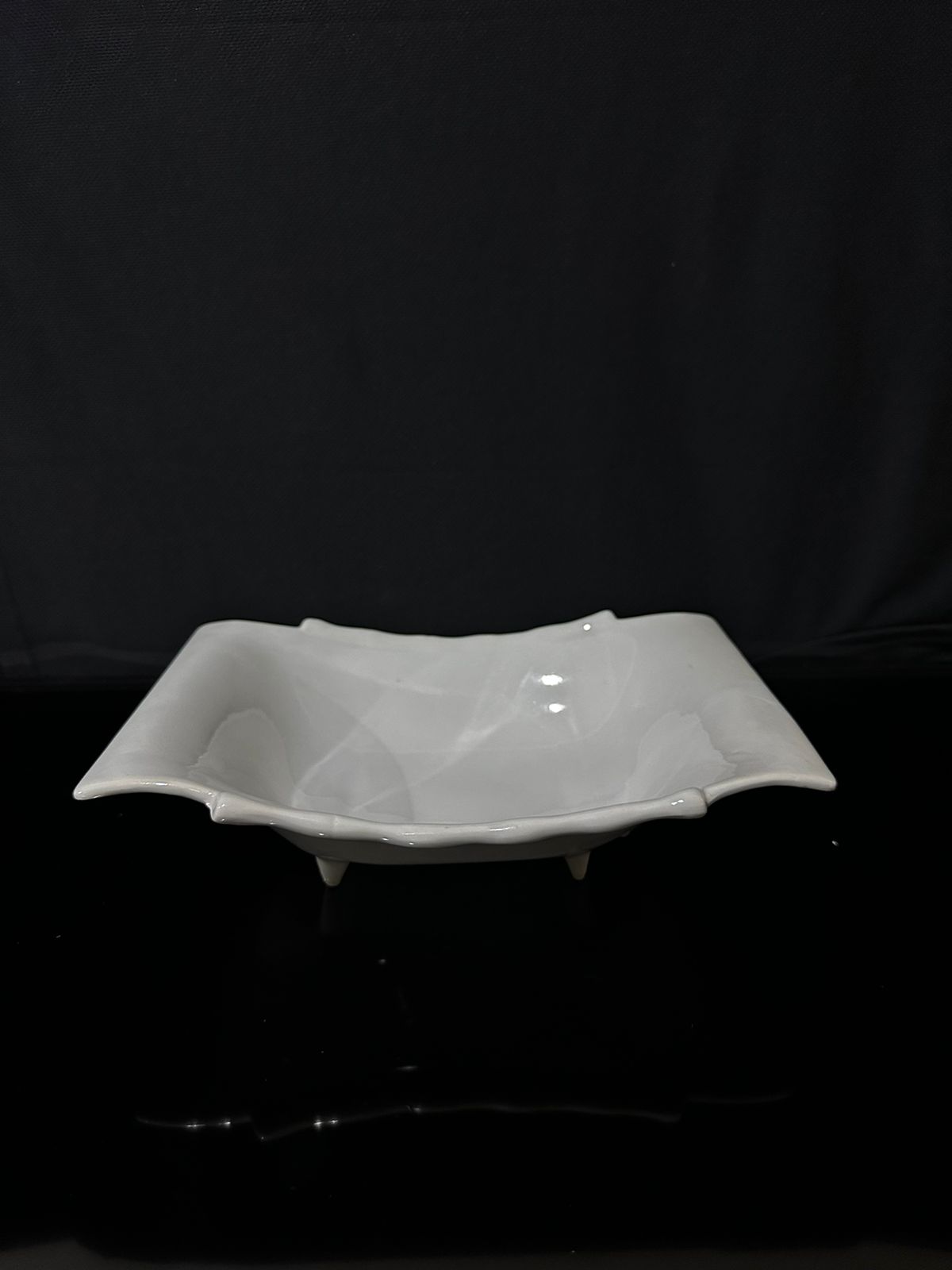 Decorative porcelain Fruit container - Diqqawi Plates
