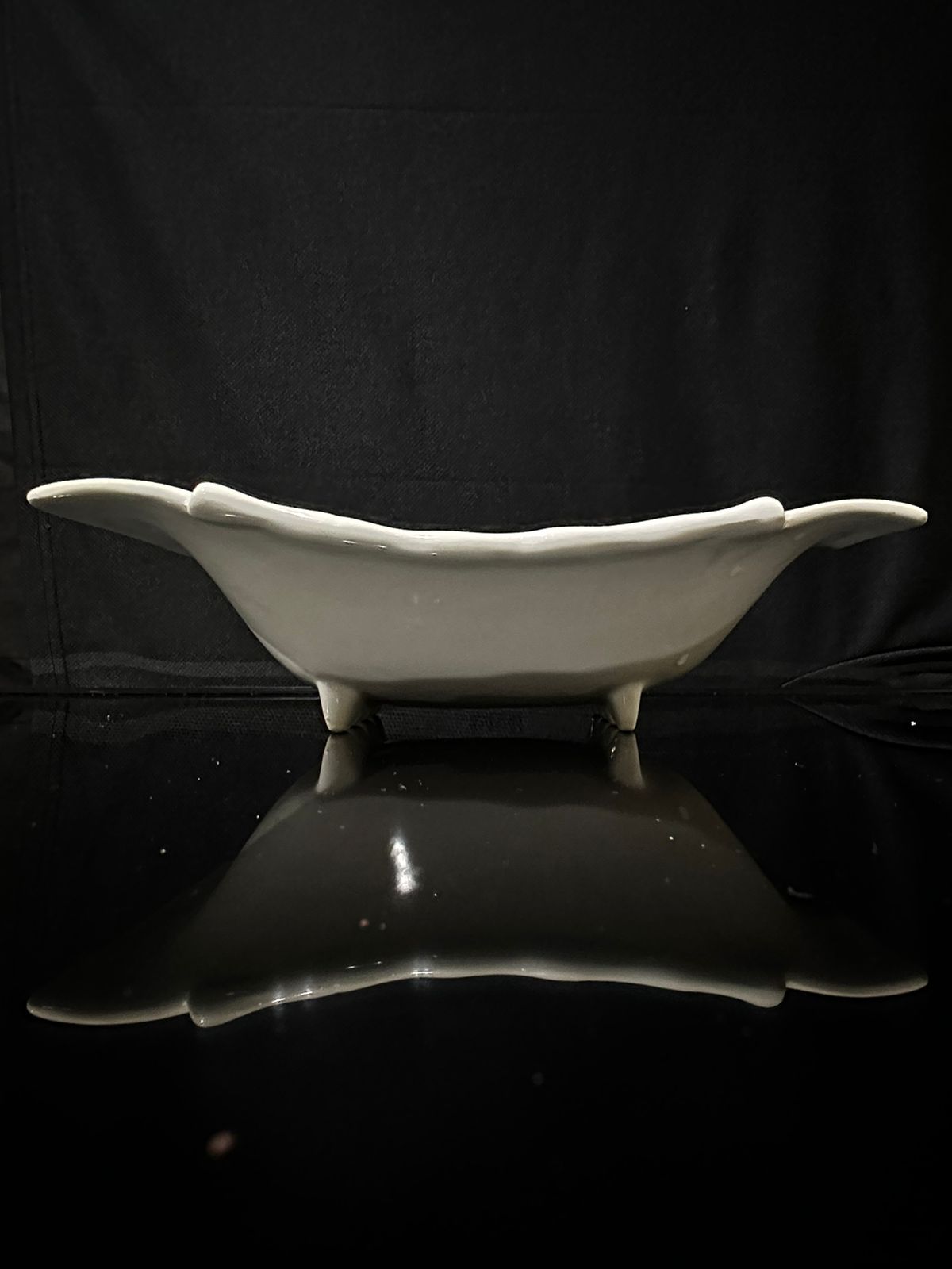 Decorative porcelain Fruit container - Diqqawi Plates