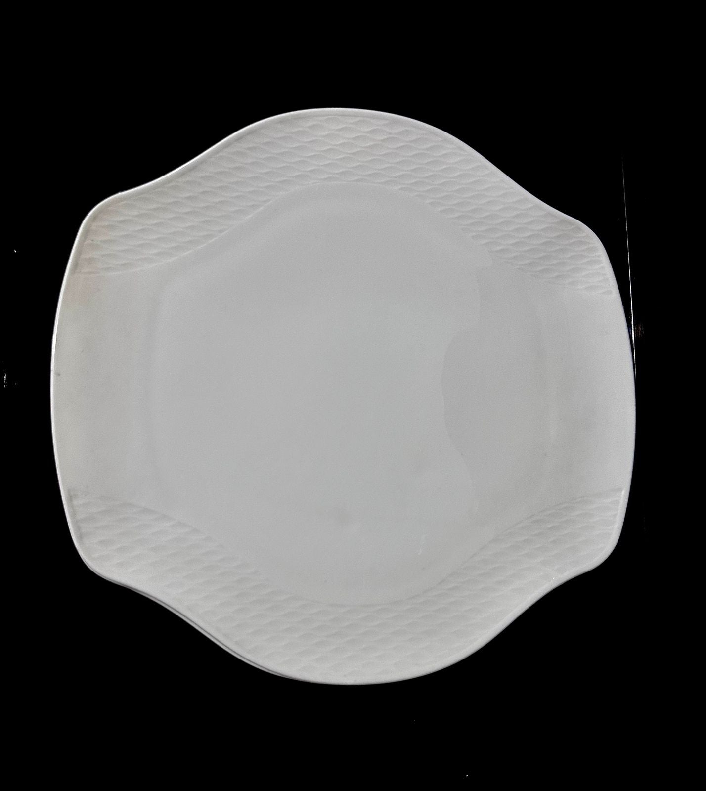 Decorative circle Bright White Porcelain Flat Plate styl3 - Diqqawi Plates