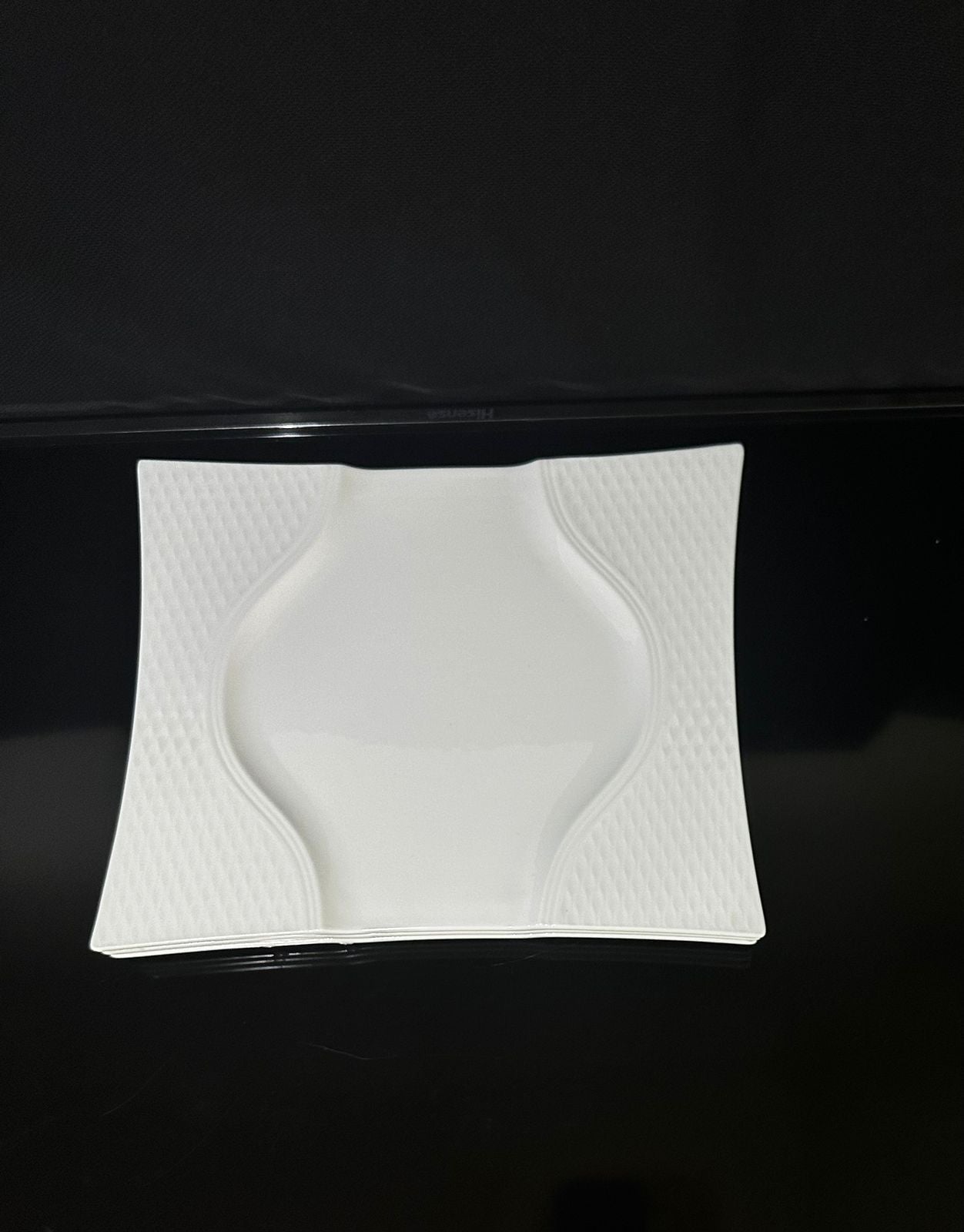 Decorative Square Bright White Porcelain Flat Plate styl2 - Diqqawi Plates