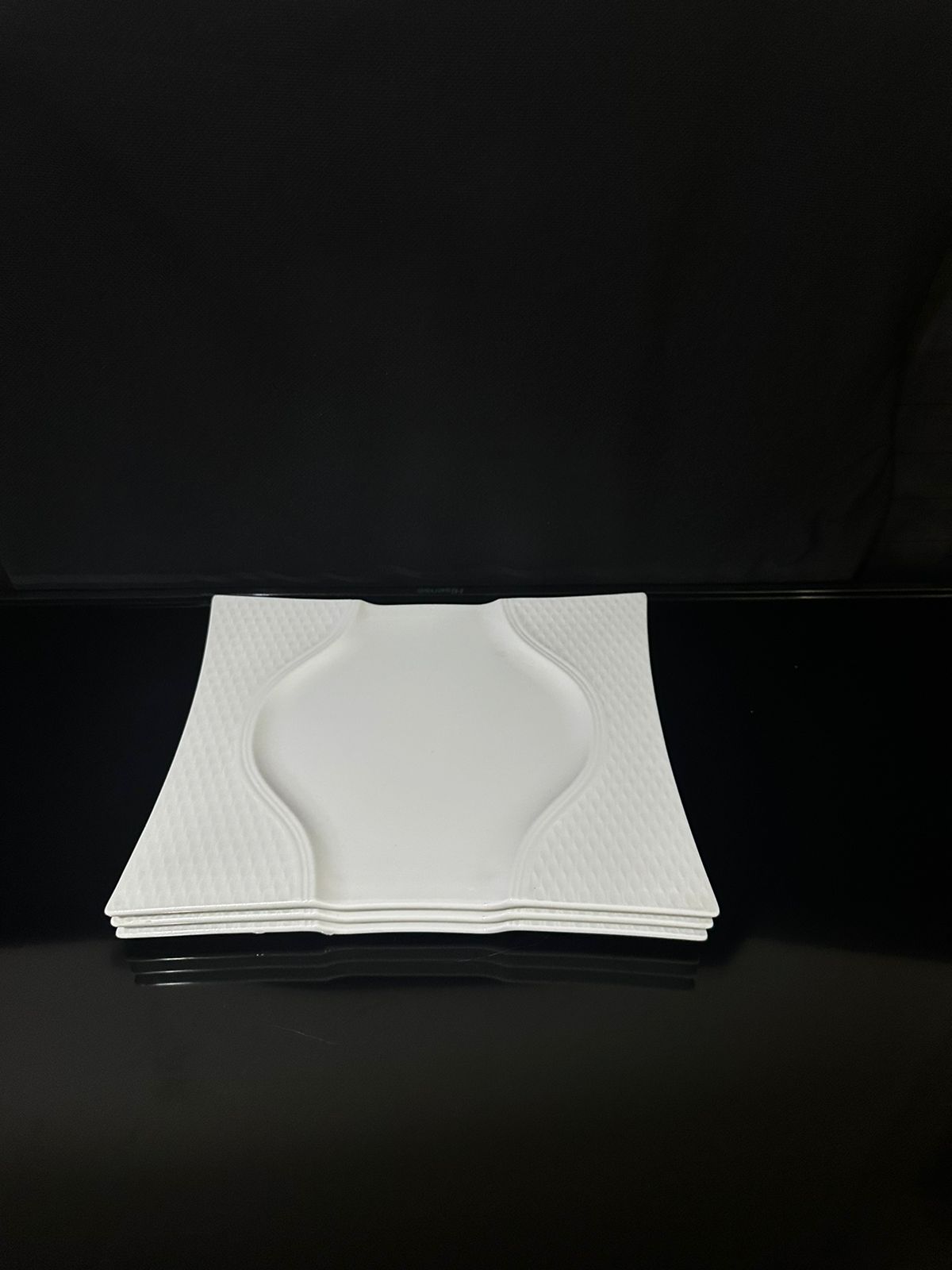 Decorative Square Bright White Porcelain Flat Plate styl2 - Diqqawi Plates