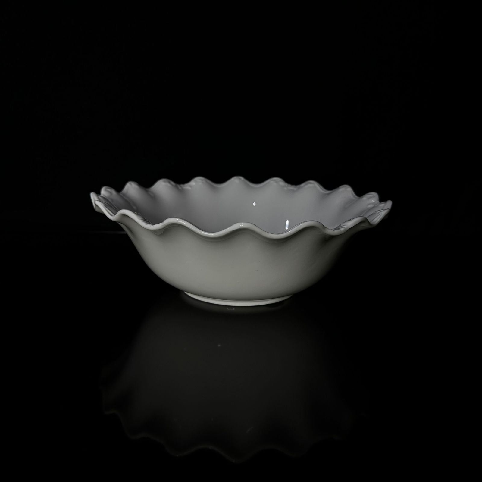 White Dish Bowl - styl-19 - Diqqawi Plates