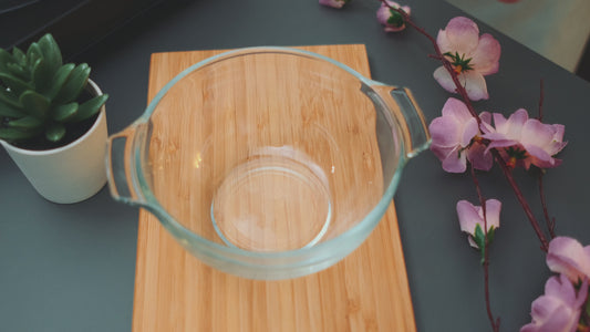 Medium Glass Serving Pot – Perfect for Salads & Soups