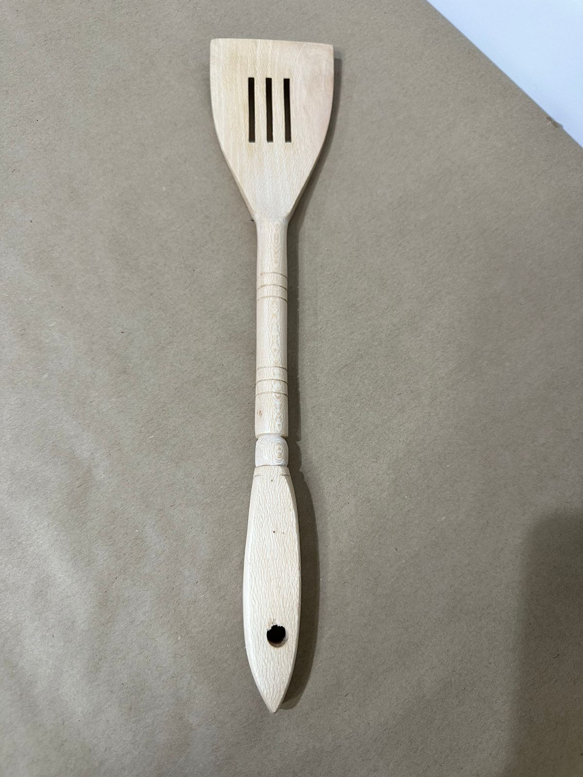 Wooden Lux spatula with Long Handle – Safe for Non-Stick Cookware - Diqqawi Plates