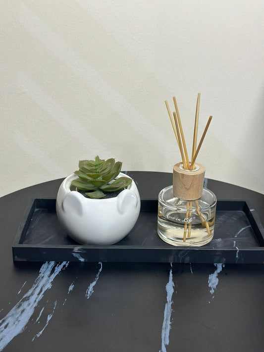 Simple cute bowl / Pot Container - Diqqawi Plates