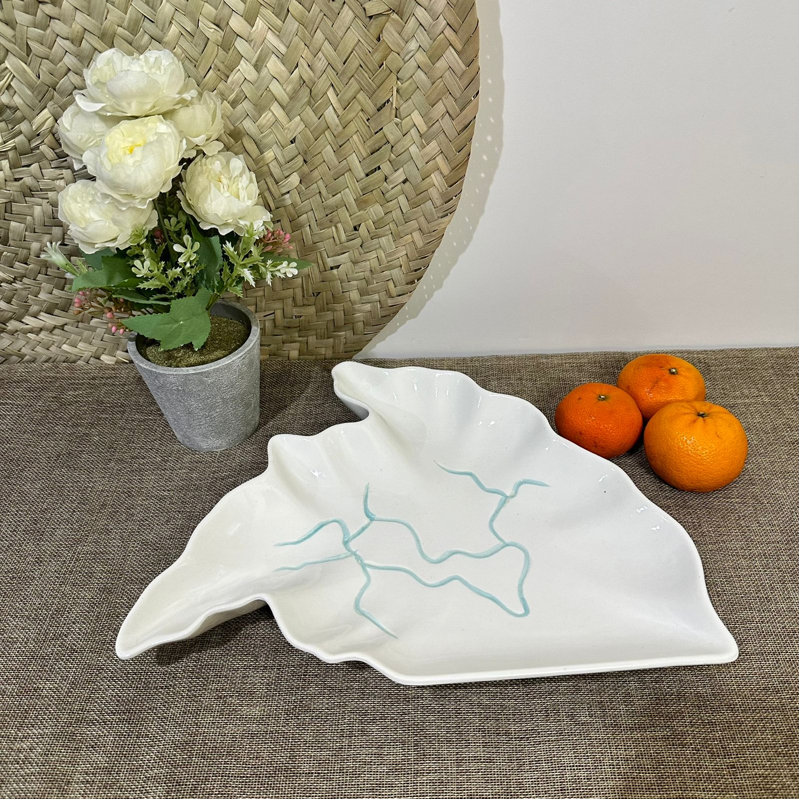 Irregular Stylish Porcelain Serving Platter styl6 - Diqqawi Plates