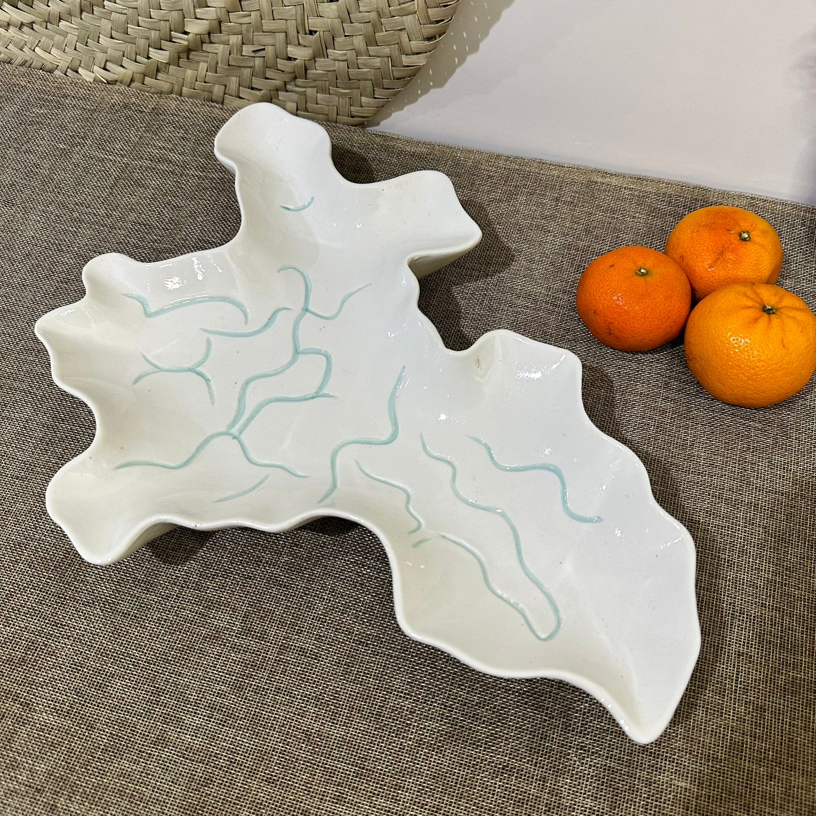 Irregular Stylish Porcelain Serving Platter styl4 - Diqqawi Plates