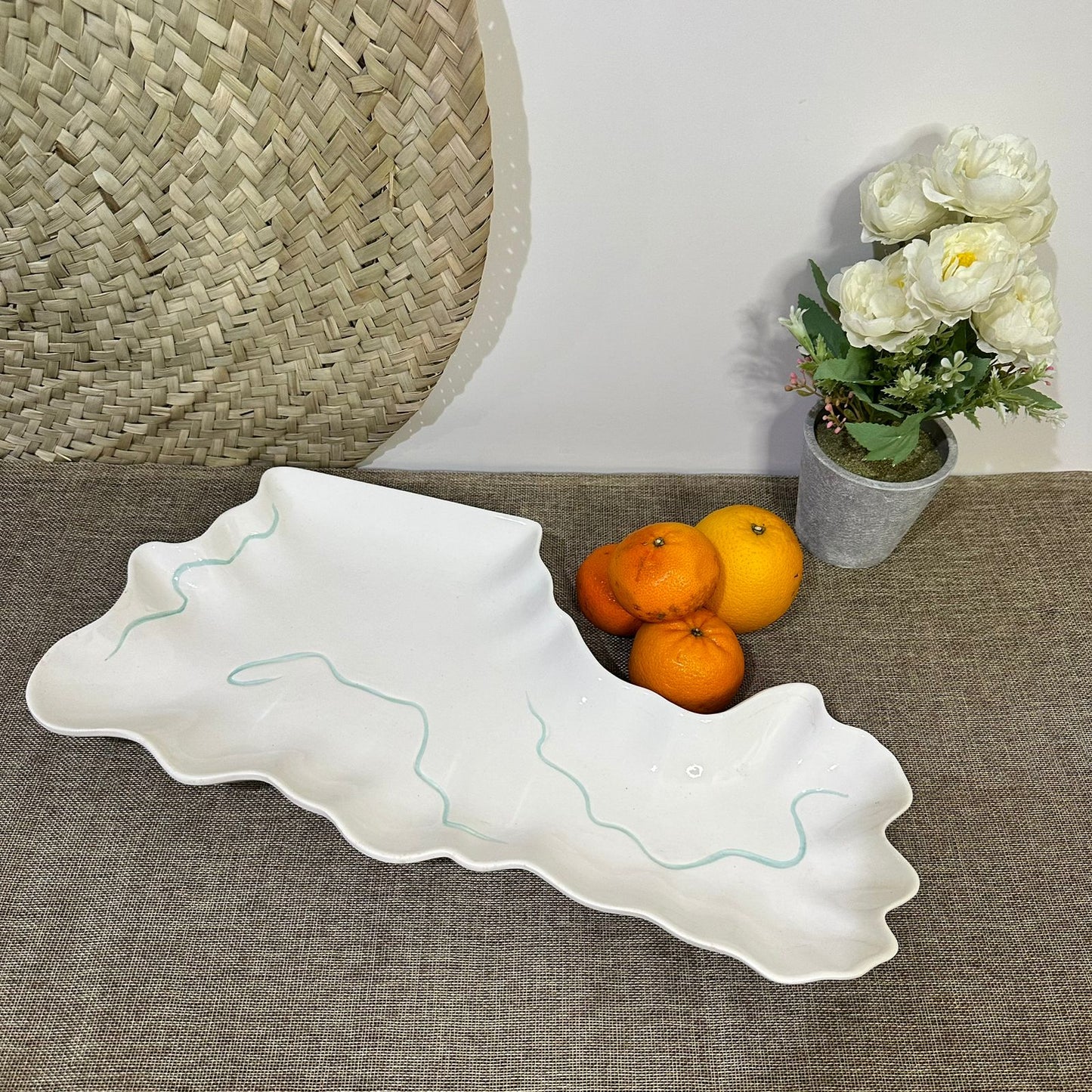 Irregular Stylish Porcelain Serving Platter styl3 - Diqqawi Plates
