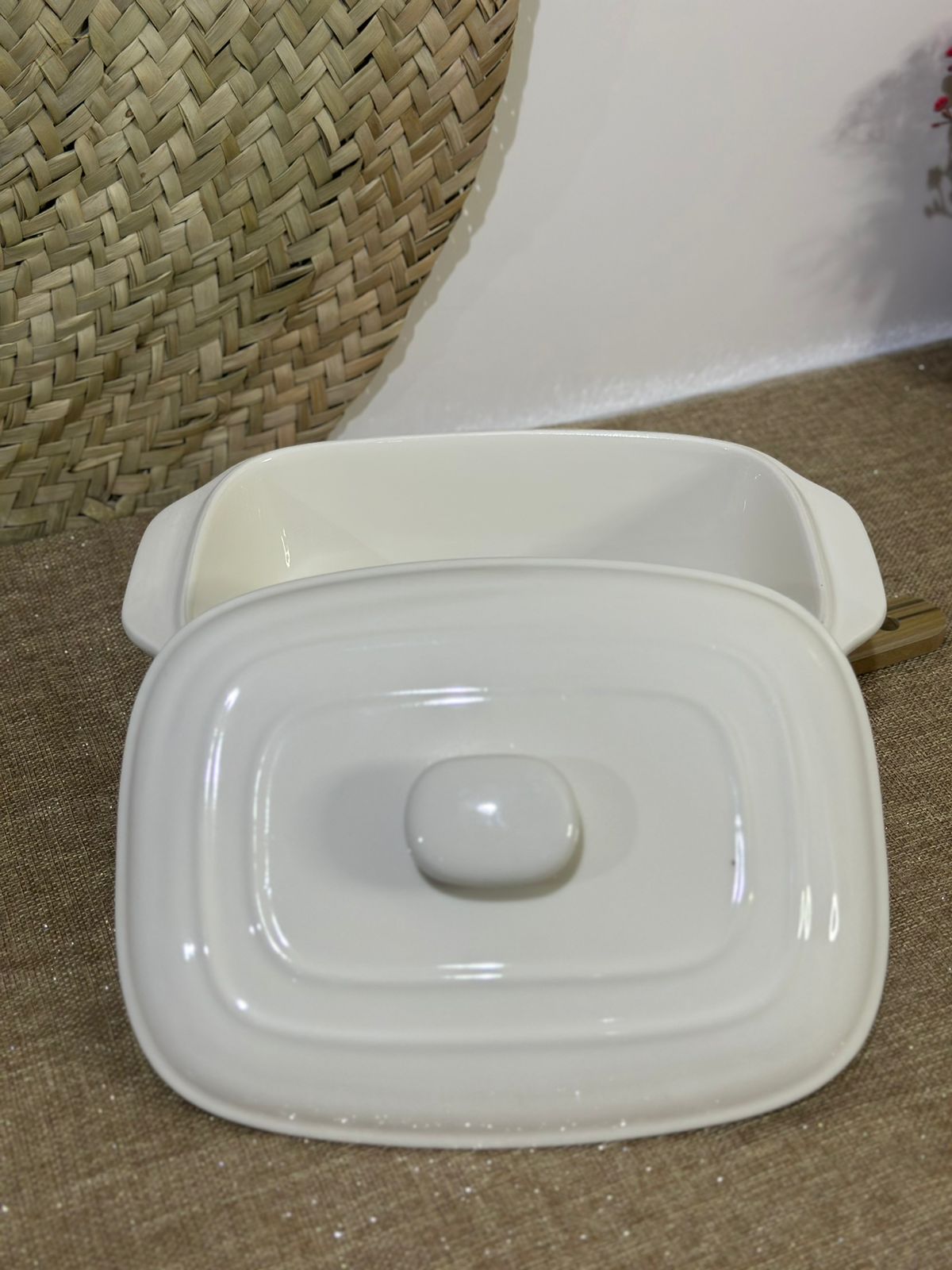 Large Porcelain container without Lid - Diqqawi Plates