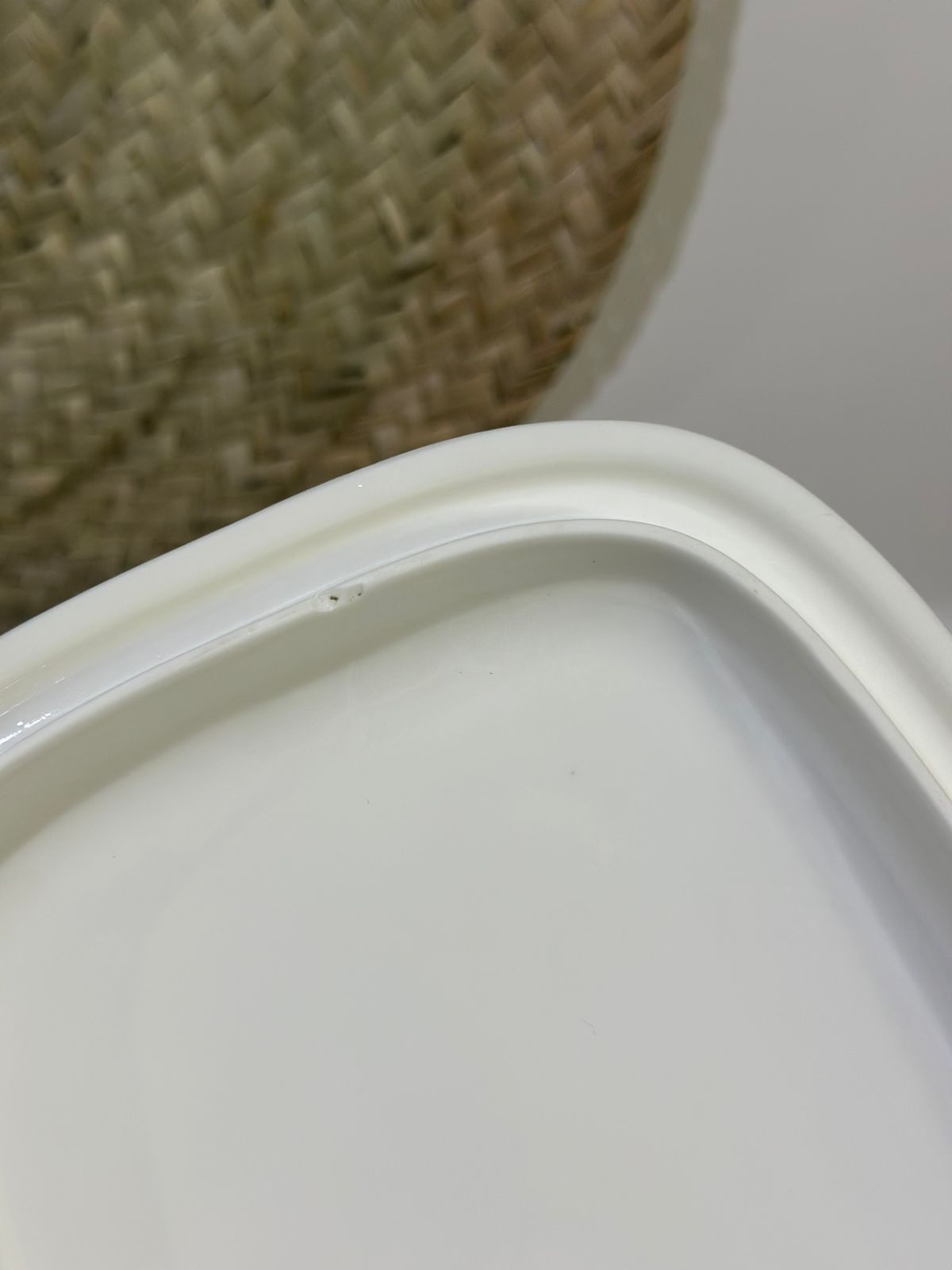 Large Porcelain container without Lid - Diqqawi Plates