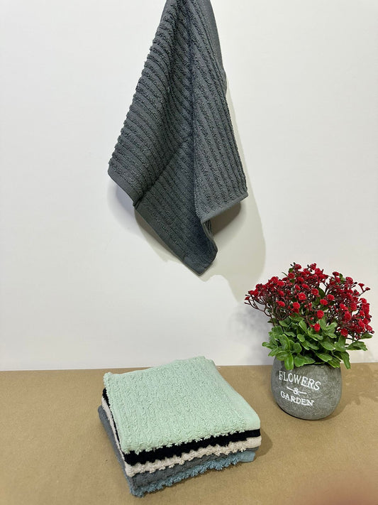 Small Kitchen Towel 30x30cm - Diqqawi Plates