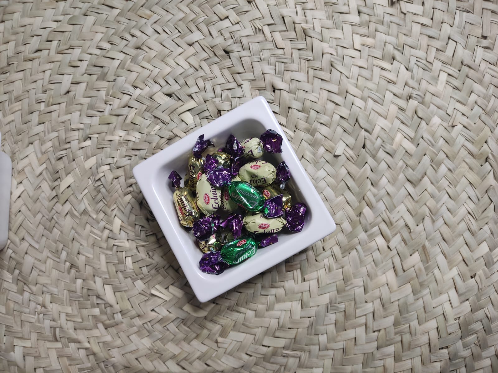 Small Versatile White Porcelain Square Bowl - Diqqawi Plates