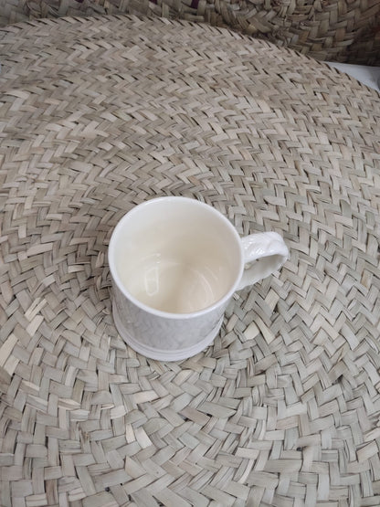 Luxury Medium Porcelain Mug – 470ml - Diqqawi Plates