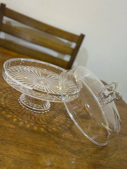 Elegant Acrylic Cake Stand with Cover