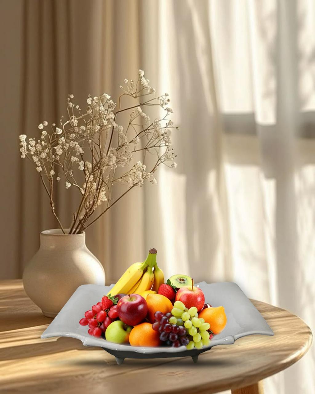 Decorative porcelain Fruit container
