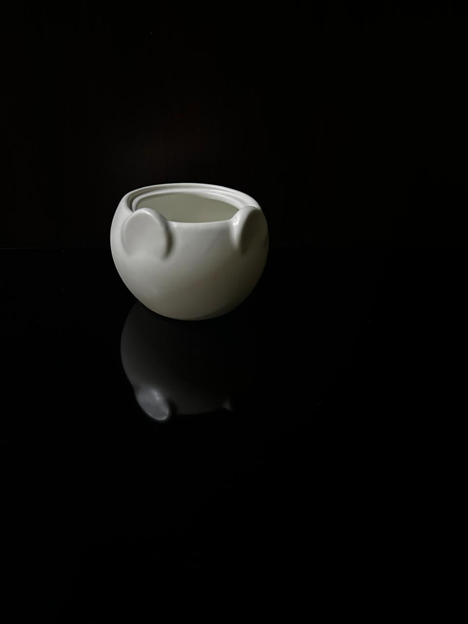 Simple cute bowl / Pot Container - Diqqawi Plates