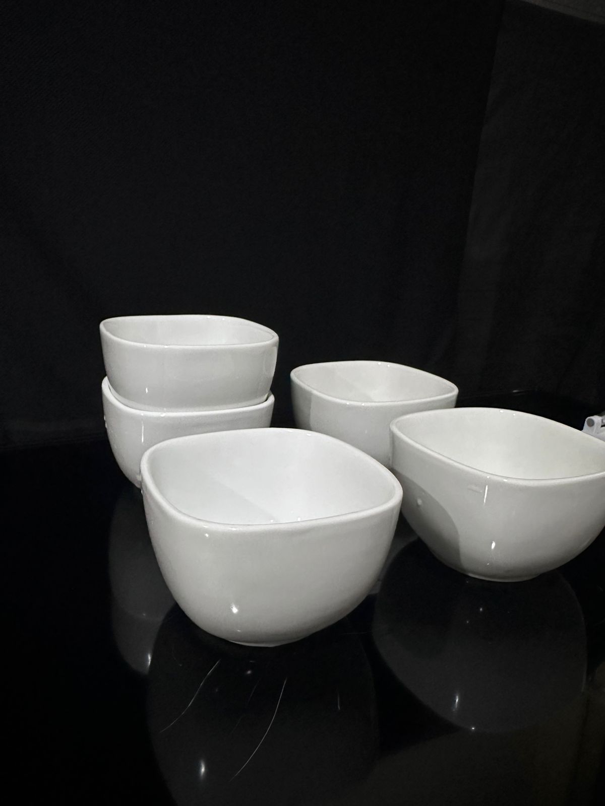 White Dish Bowl - styl-15 - Diqqawi Plates
